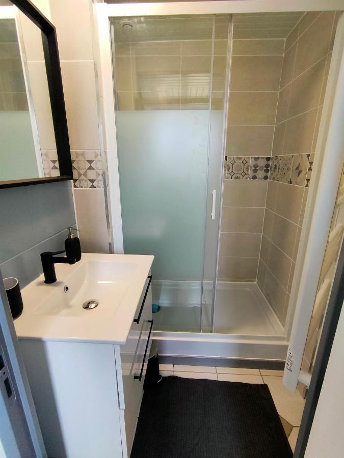 Ferienwohnung La Machine Sous Toit Exterior foto