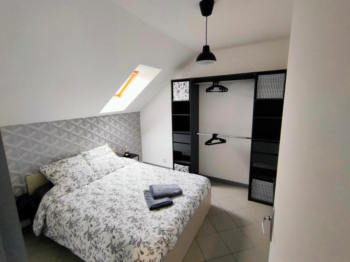 Ferienwohnung La Machine Sous Toit Exterior foto