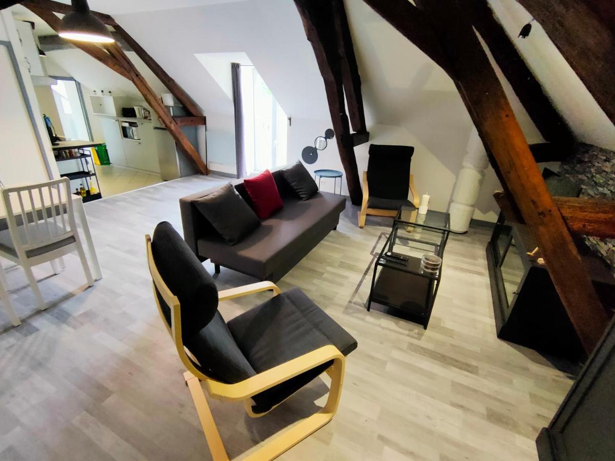 Ferienwohnung La Machine Sous Toit Exterior foto